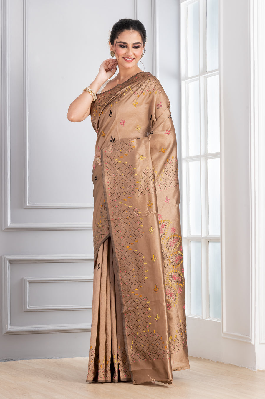Hand Embroidery Stitche Gold saree festive